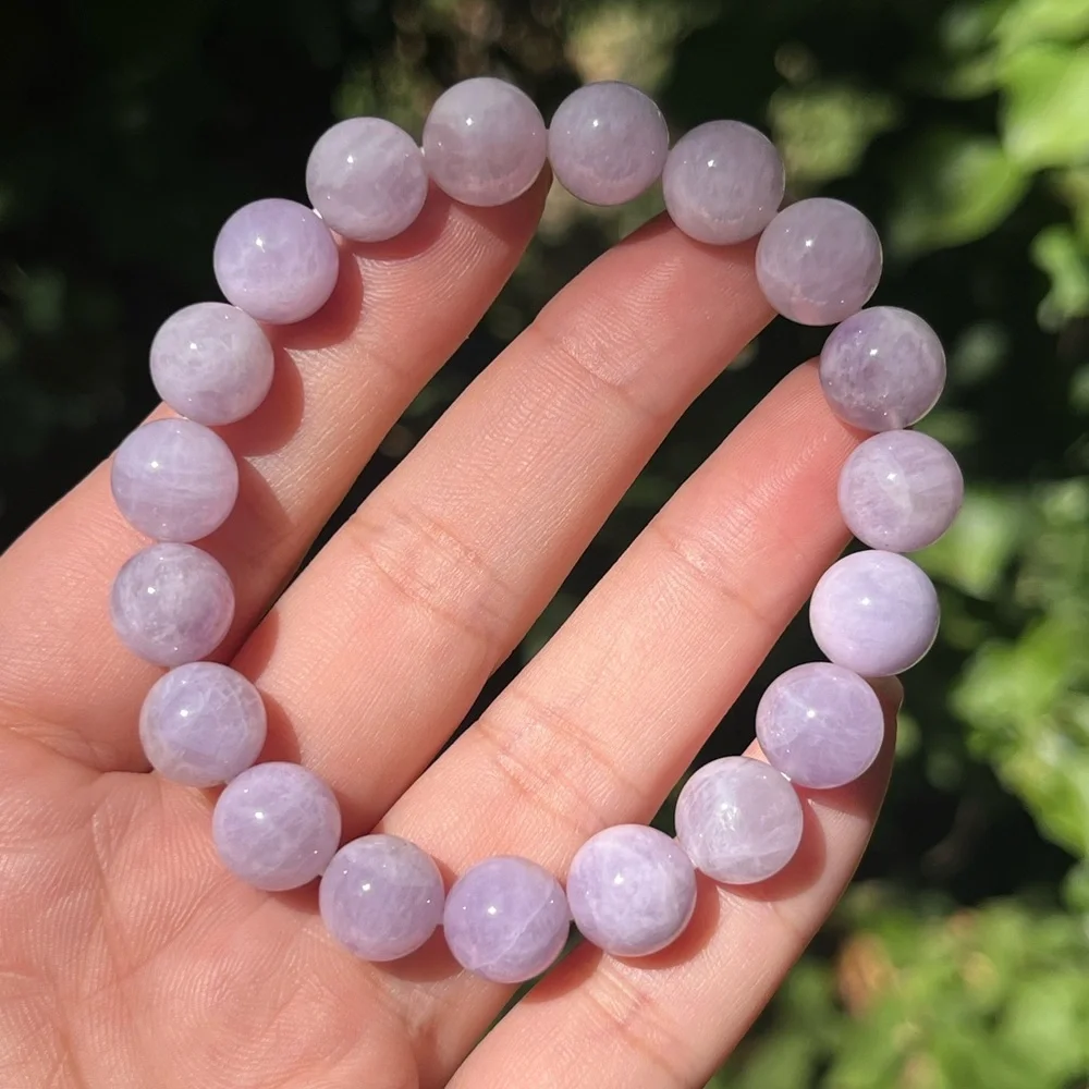 10mm stretchable lavender‎ amethyst bracelet